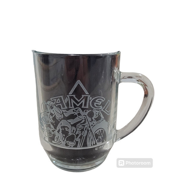 Camel Cigarettes 1991 Joe Riding a Motorcycle Etched‎ Glass Mug Vintage - Picture 1 of 7